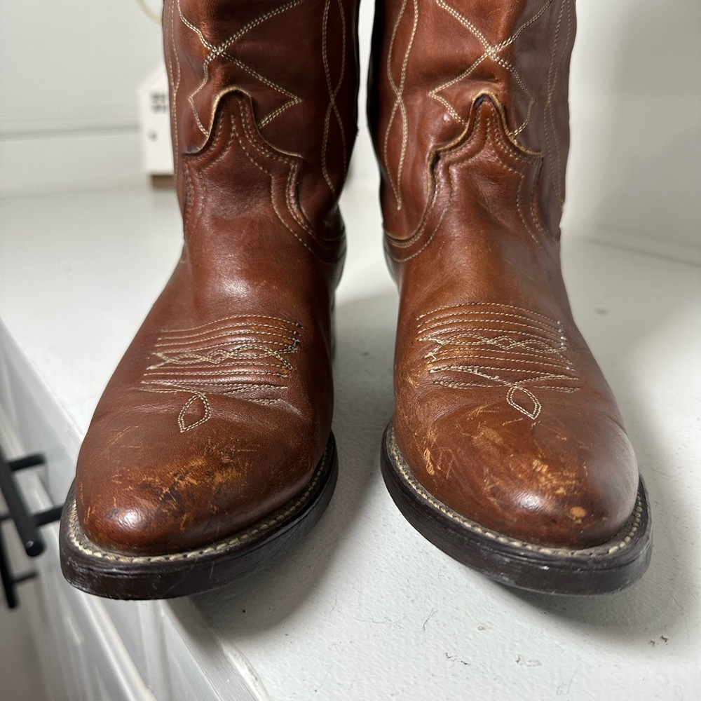 **SOLD**Vintage Acme Cowboy Boots Women 7 Brown Leather Western Boots Classic - Picture 4 of 9